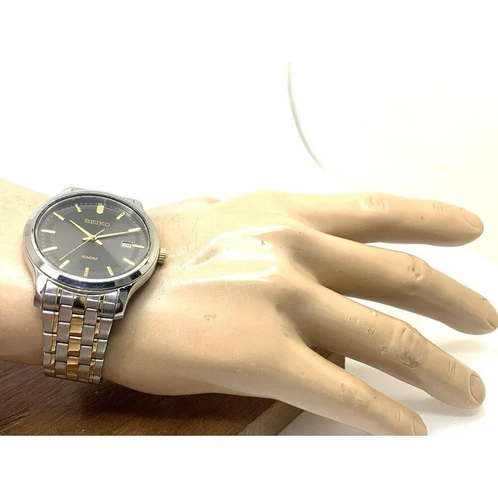 Seiko Men's Watch 6N42-00F0 Quartz Black Gray Dial Two Tone Stainless Steel 41mm